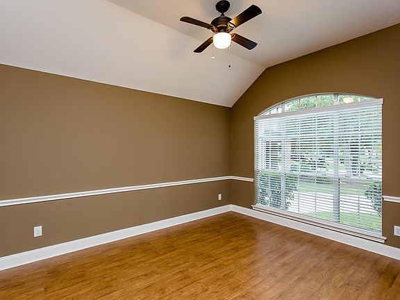 5th image of 4930 Lake Catherine Ct