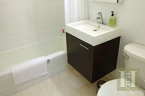 Rented by Halstead Real Estate | media 29