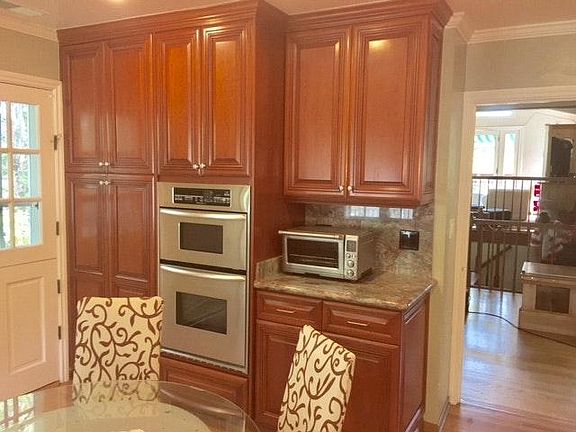 3rd image of 20980 Canyon View Dr