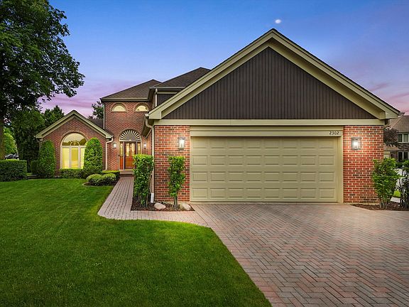 2nd image of 2302 E Barberry Ct