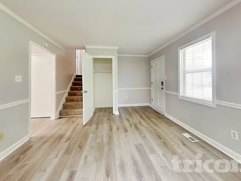 3626 Whitfield Way — Photo 3