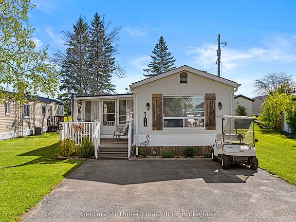 2nd image of 5 Hillcrest Dr