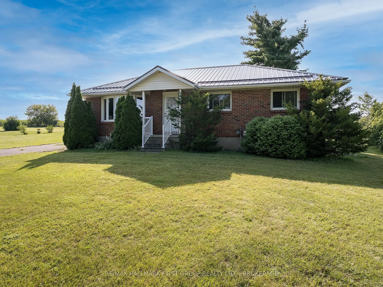 3 bed, $2,500 — Photo 3
