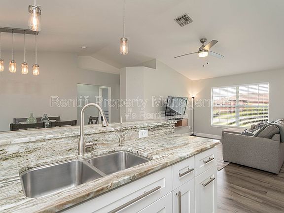 5th image of 18266 Fuchsia Rd