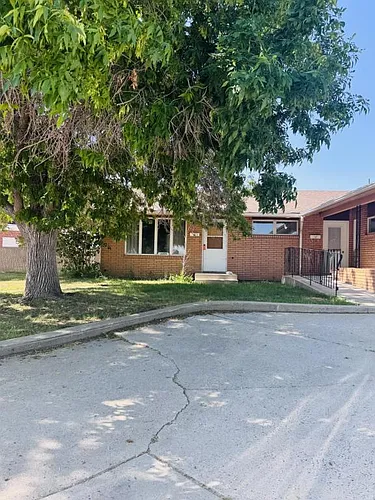 1095 Helena Ave Photo 1