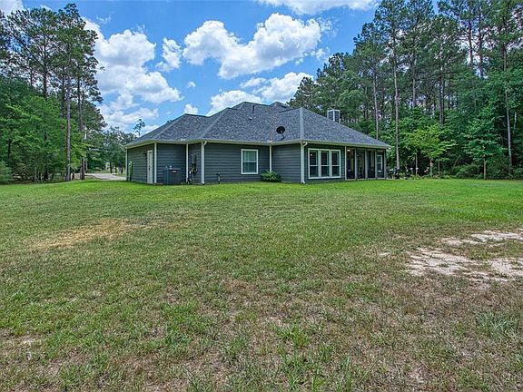 5th image of 17238 Woodforest Dr