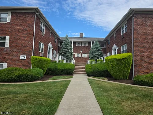 195 N Beverwyck Rd #14 Photo 1