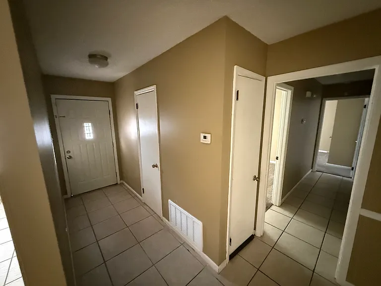 2020 Arkwright Dr — Photo 7