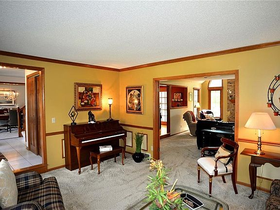 4th image of 55 King Anthony Way