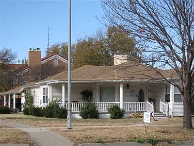 1st image of 406 N Fossil St NE