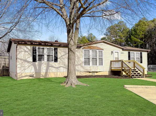 45908 S Springsteen Ct, California, MD 20619