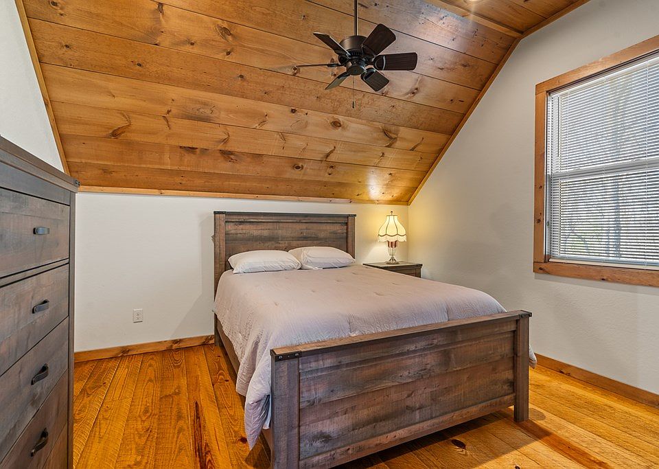 28th image of this home