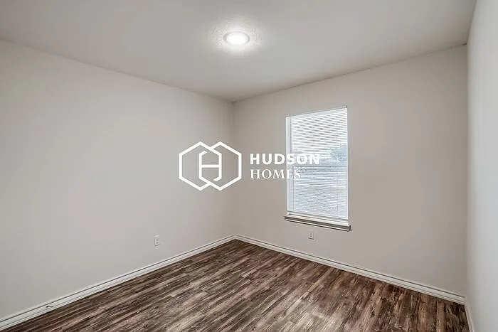 2404 E Cornell St — Photo 7