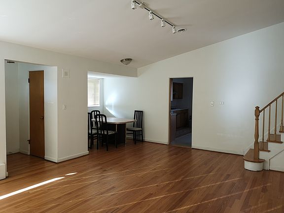 2nd image of 5748 W Capri Ln