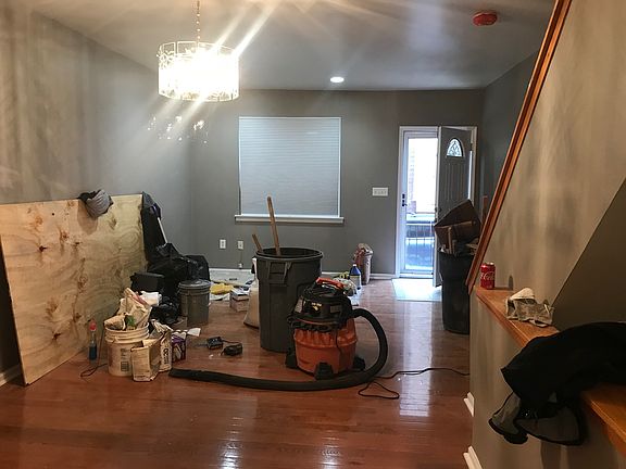 5th image of 2610 S Rosewood St