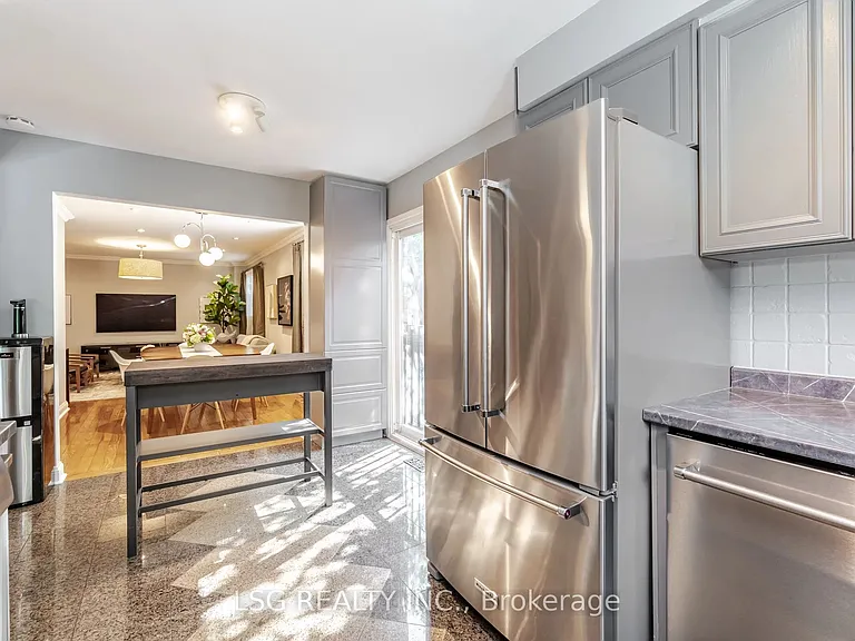 4234 Sunflower Dr — Photo 15