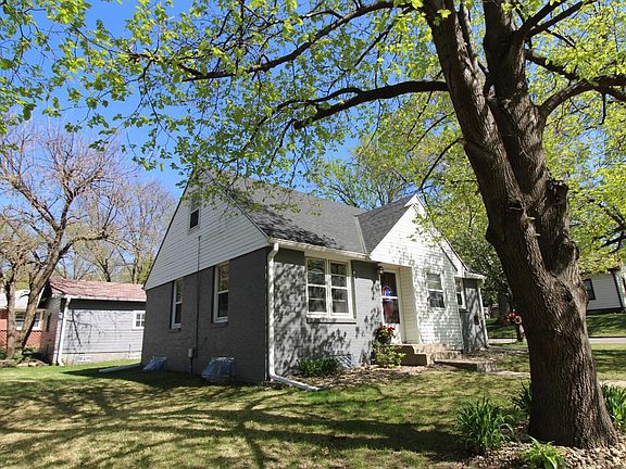 2nd image of 540 S 55th St