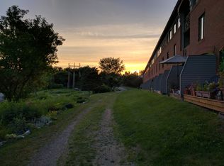 100-25 W Canal St, Winooski, VT 05404
