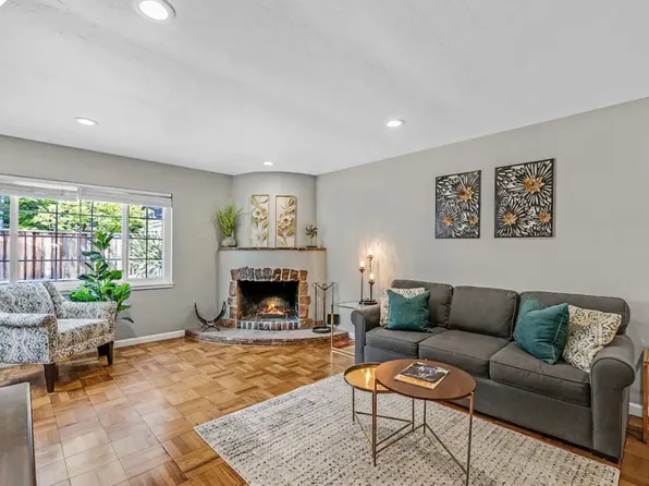 2125 Santa Clara Ave