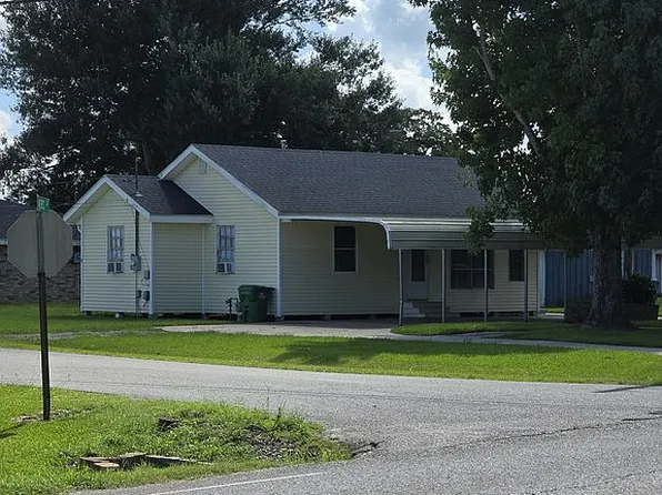 110 Hidden Acres St, Houma, LA 70364