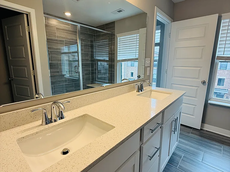 11580 Fulham St — Photo 40