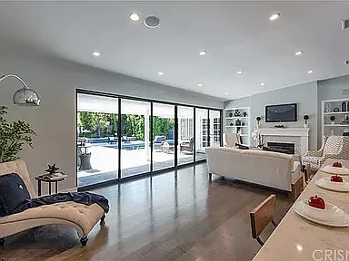 4 bed, 4.5 bath, 3275 sqft, $14,750 — Photo 3