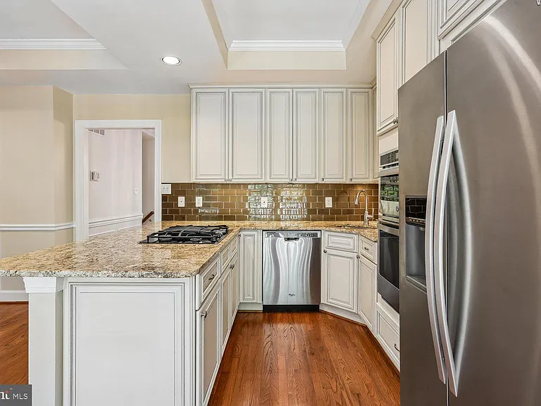 417 Winding Rose Dr — Photo 12