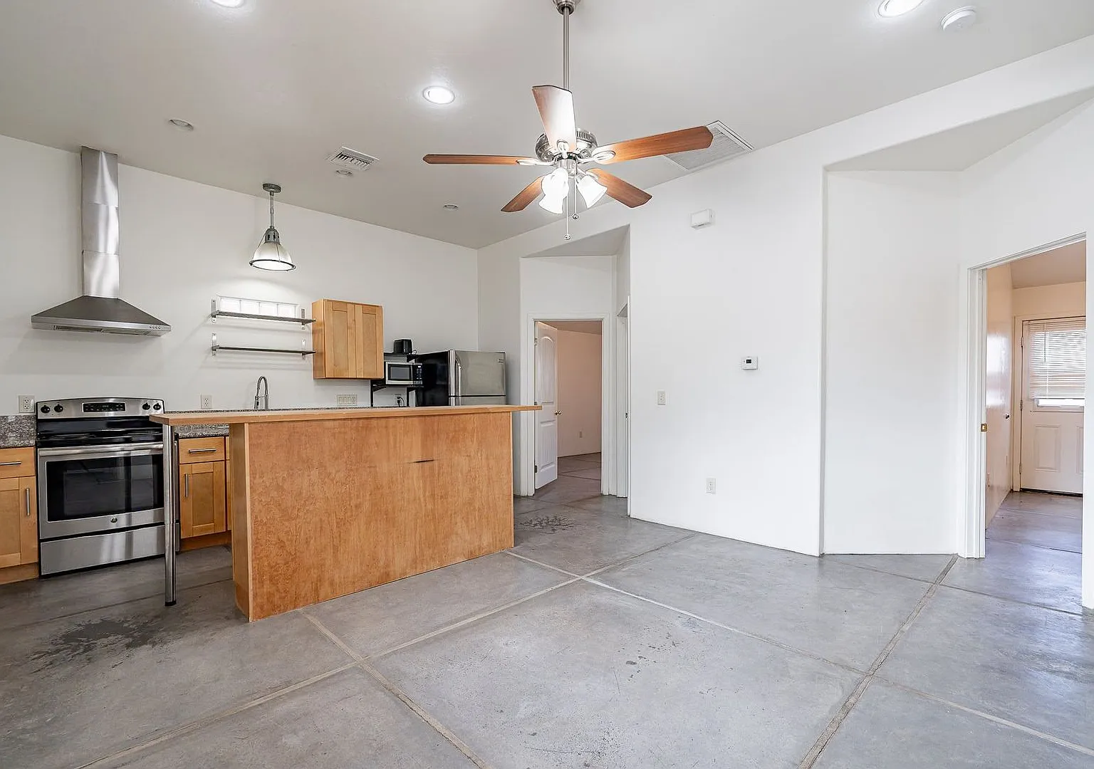 1632 N. Santa Rita Ave. — Photo 1