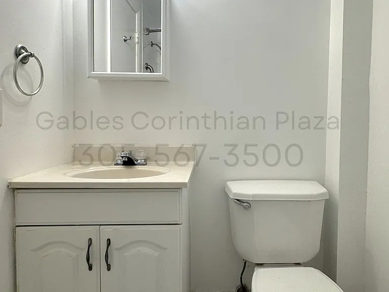 22 Salamanca Ave — Photo 21