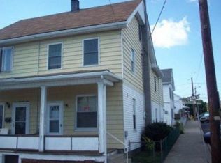 401 W 4th St, Mount Carmel, PA 17851