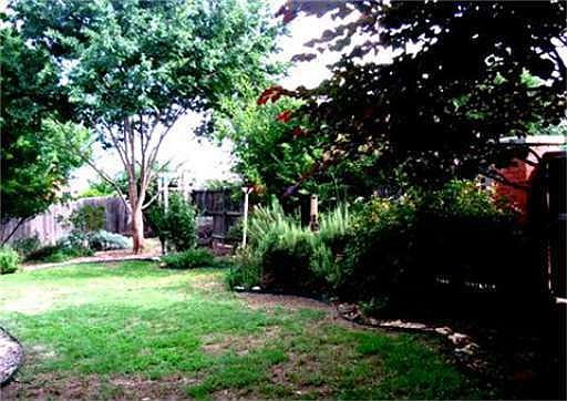 4th image of 3025 Yale Dr