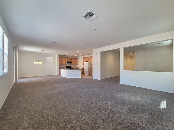 5th image of 332 E Neal Ave