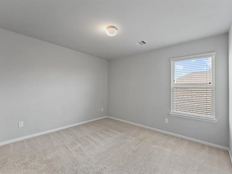 5443 Grand View Dr — Photo 12