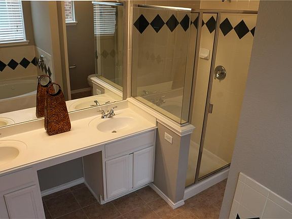 5th image of 3729 Aldersyde Dr