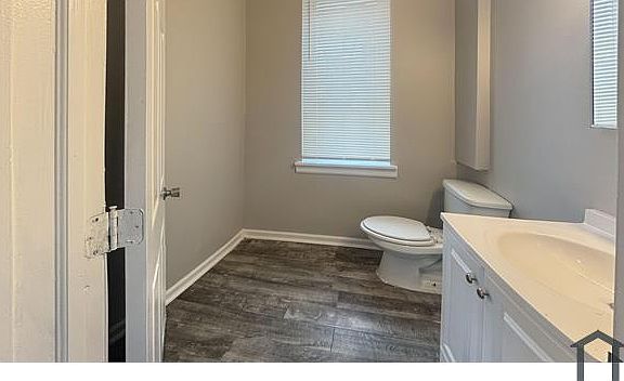 3rd image of 3329 Ridge Ave #2