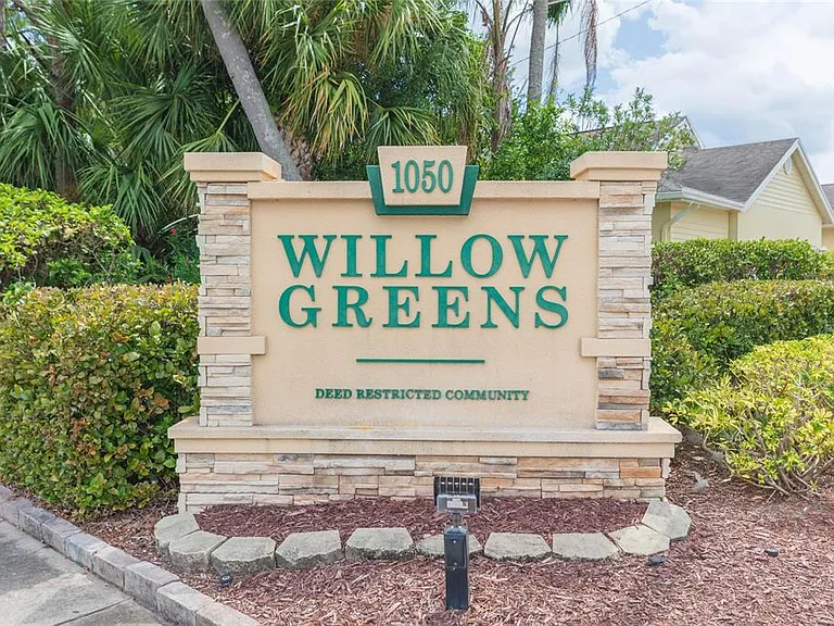 1050 Starkey Rd #104 — Photo 46