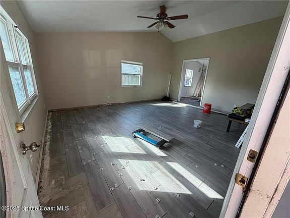 3rd image of 2526 4th Pl