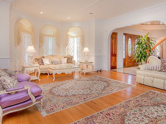 3rd image of 13101 Brushwood Way