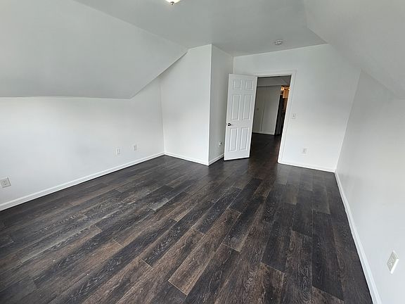 2nd image of 7 Prospect Ter #3