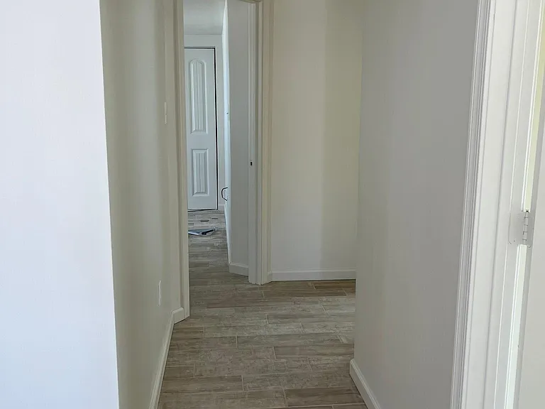 607 S 16th Ave — Photo 1