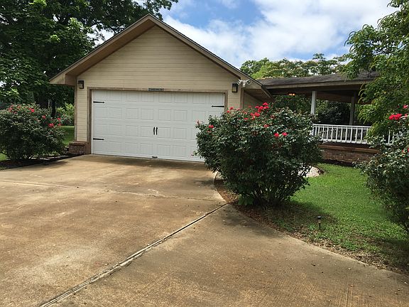 2 1/2 car garage with attic 
