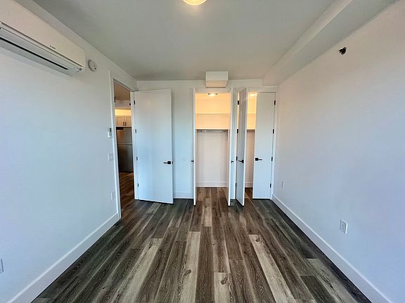 5th image of 3211 Glenwood Rd Unit 4C
