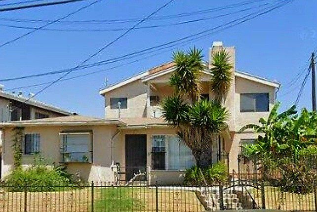 The front house is 317 1/2 Warren Lane, Inglewood.