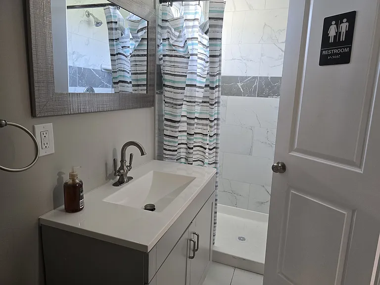 1914 Midland Rd #2 — Photo 11