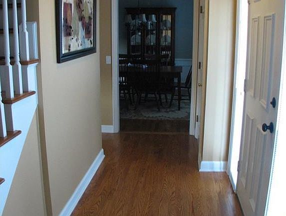 3rd image of 5301 Edgebrook Dr