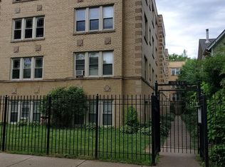 1916 W Lunt Ave #16, Chicago, IL 60626