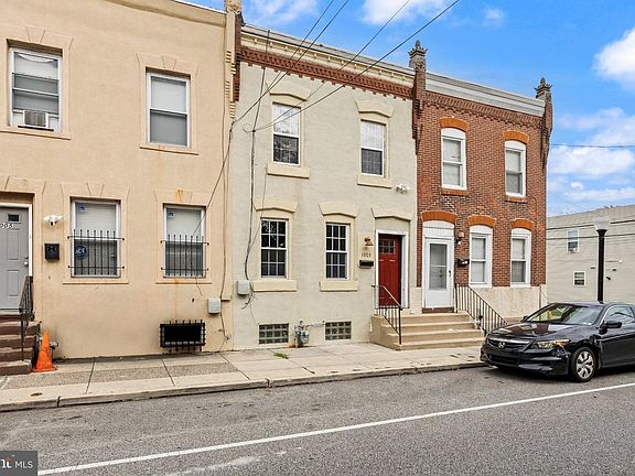 3rd image of 1003 Madison St