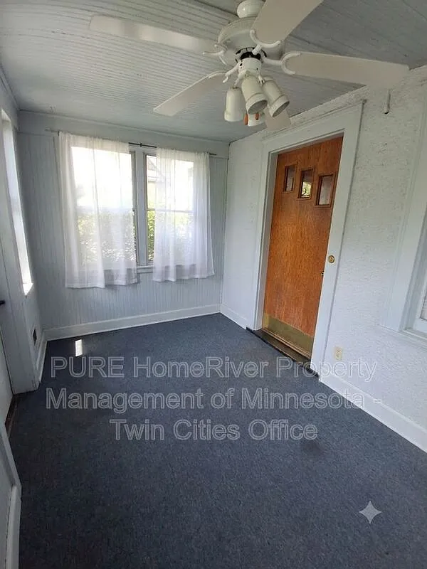 3 bed, 2.0 bath, 2328 sqft, $2,749 — Photo 1