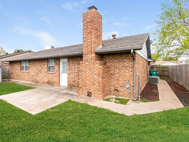 10301 Birkenhead Rd — Photo 23