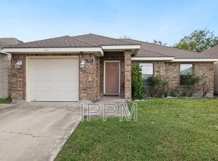 1825 Treasure Oaks Dr, Harlingen, TX 78550